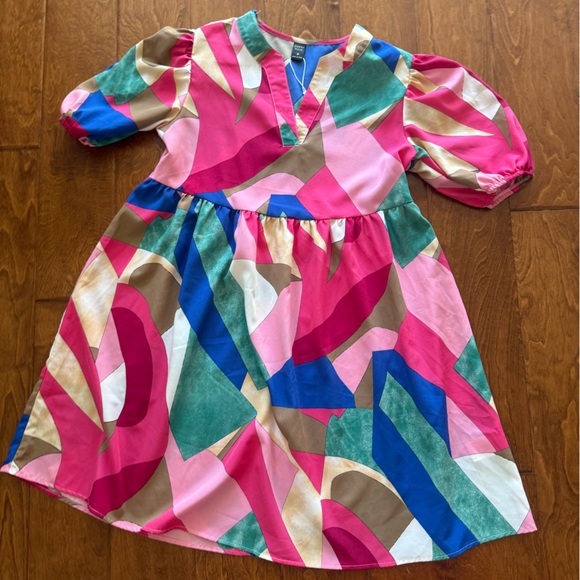 Emery Rose Dresses & Skirts - Like New Size Medium Emery Rose Colorful Geometric Pattern Dress